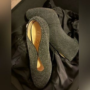 Liu Jo Italian heels / booties. Feel like a rockstar! Size 35